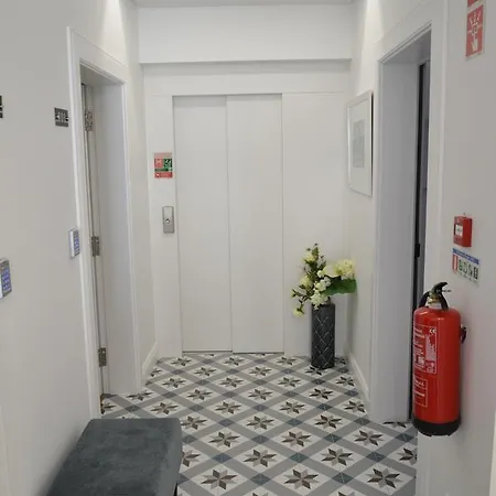 Edificio Charles 201