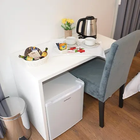 Edificio Charles 201 פונשל