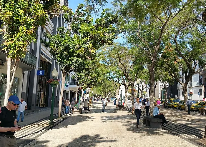 Edificio Charles 201 民宿