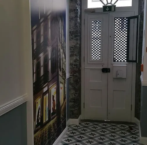 Edificio Charles 201 * 丰沙尔