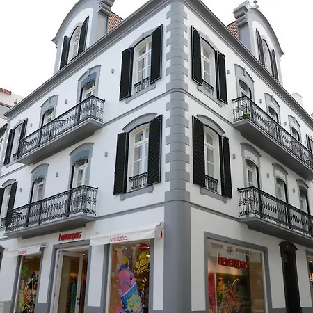 Edificio Charles 201 Homestay *