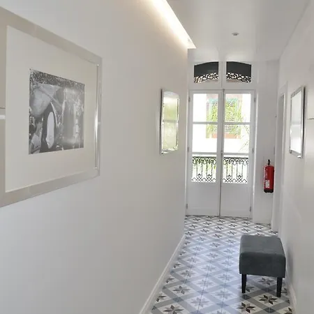 Edificio Charles 201