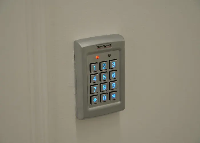 Проживание в семье Edificio Charles 201 *